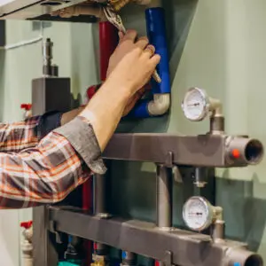 Destapes y detección de fugas en Santiago. Video inspección y limpieza de cañerías. Servicio rápido y profesional.